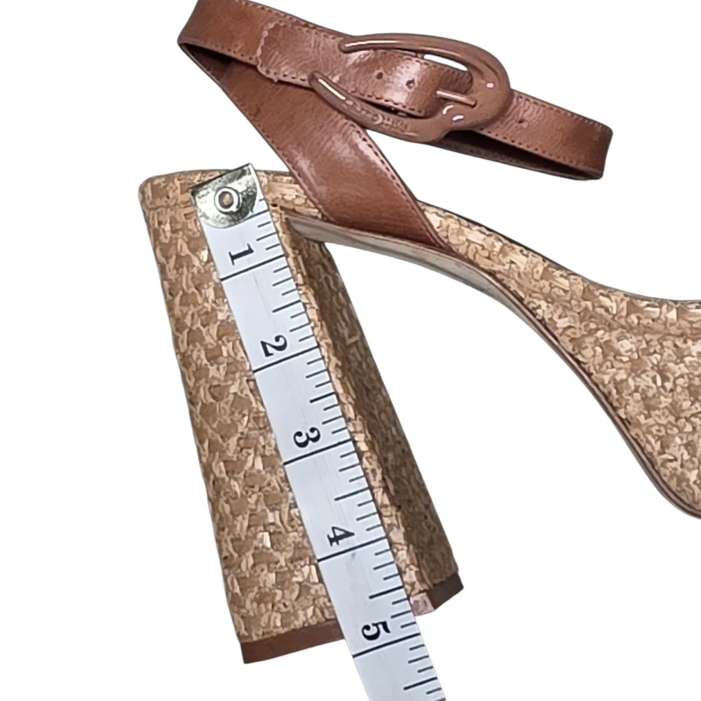 LARROUDE VERONA DOLLY PLATFORM HEEL CARAMEL/RAFFIA 9